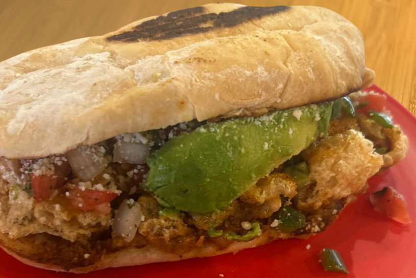 GUACAMAYA (CHICHARRON, BIRRIA AND PICO)